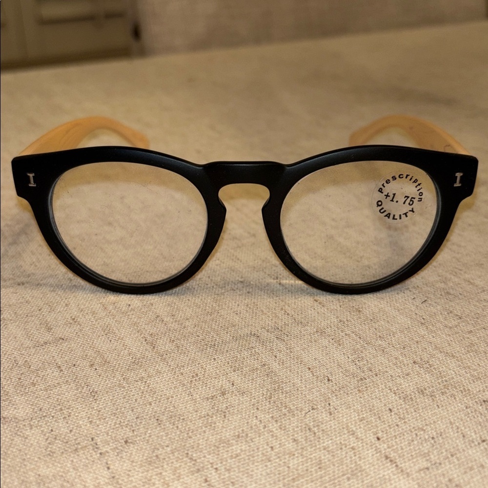 Reading glasses new 1.75 matte new